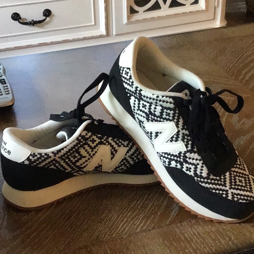 New Balance Aztec Design Sneakers